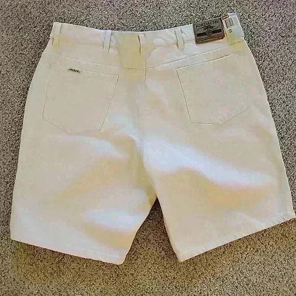 Jordache Vintage White Cotton Classic Fit Shorts Size 40 - Picture 5 of 5